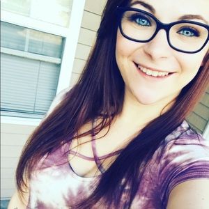 Meet your Posher, Brianna